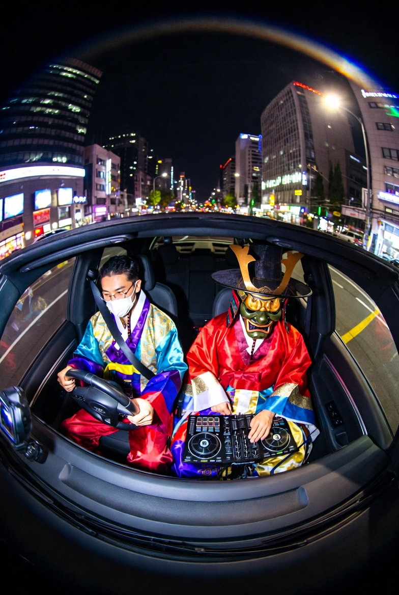 Hanbok DJ Ride Through Seoul at Night