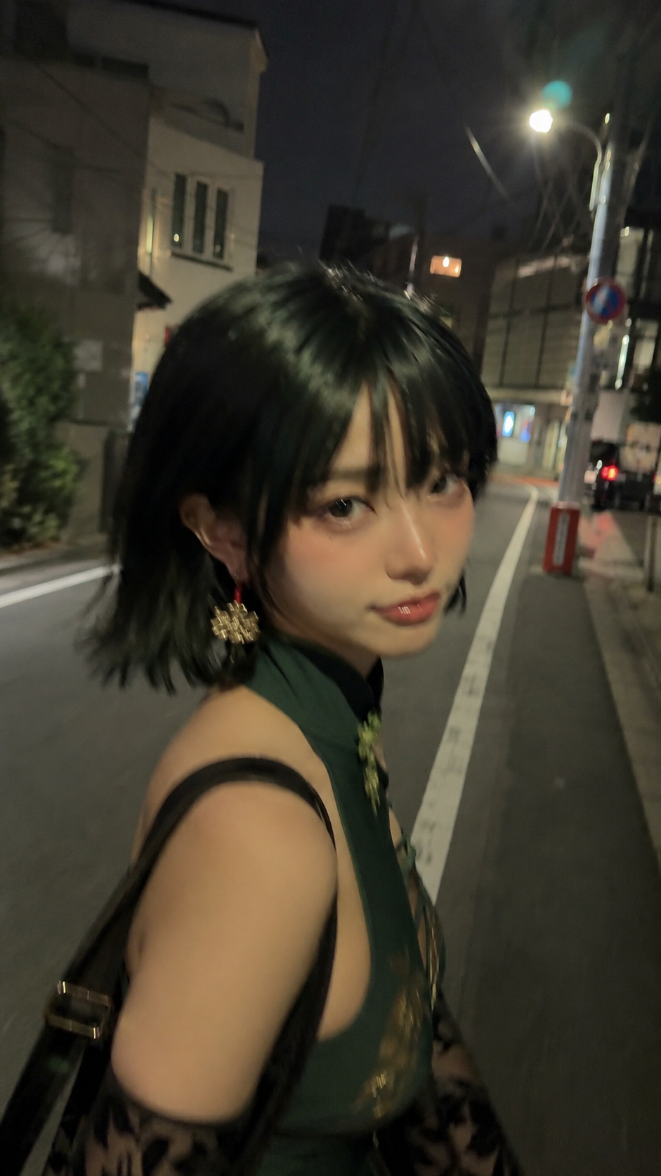 Night Street Motion-Blur Selfie
