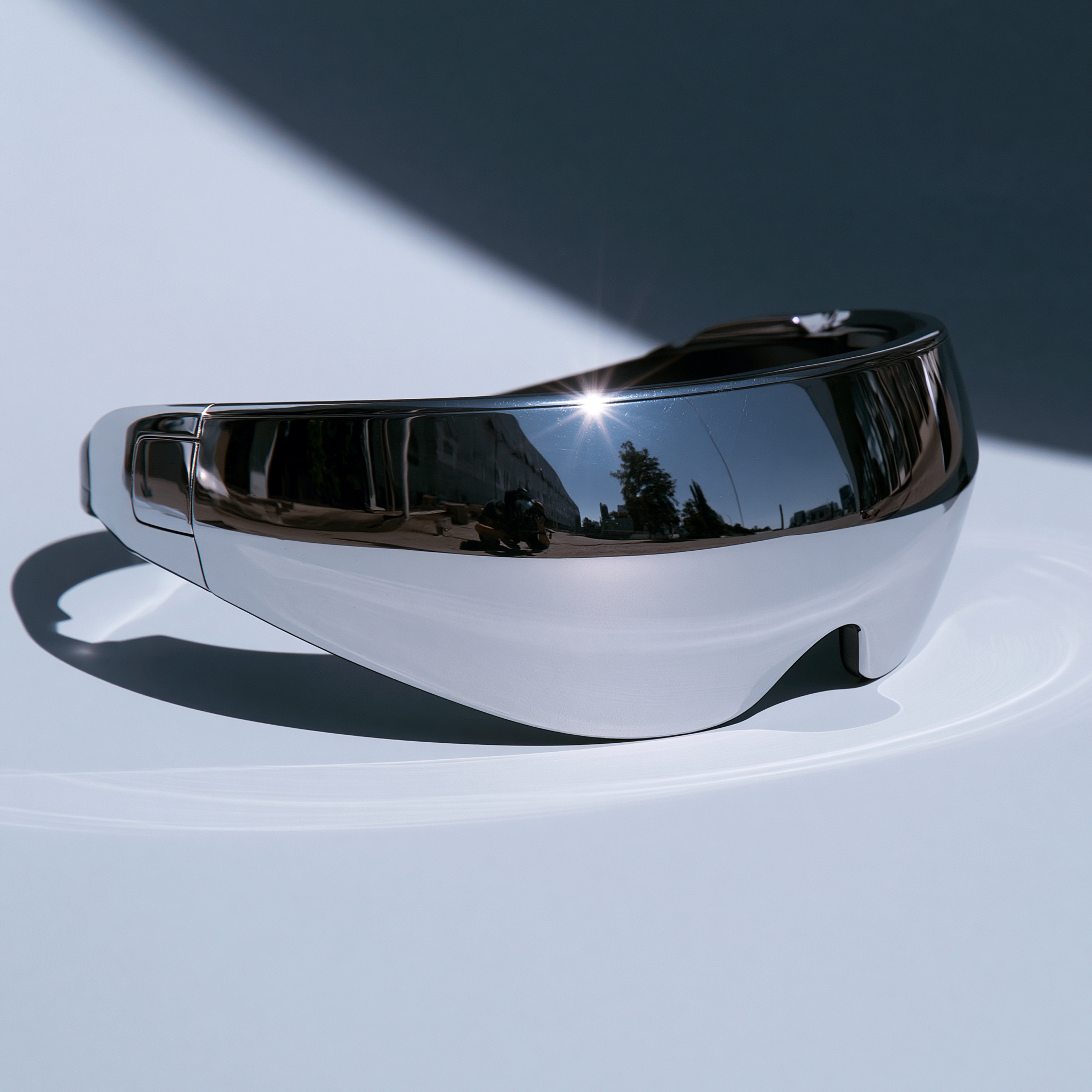 Futuristic Mirror VR Visor
