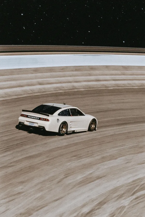 NASCAR на кольцах Сатурна